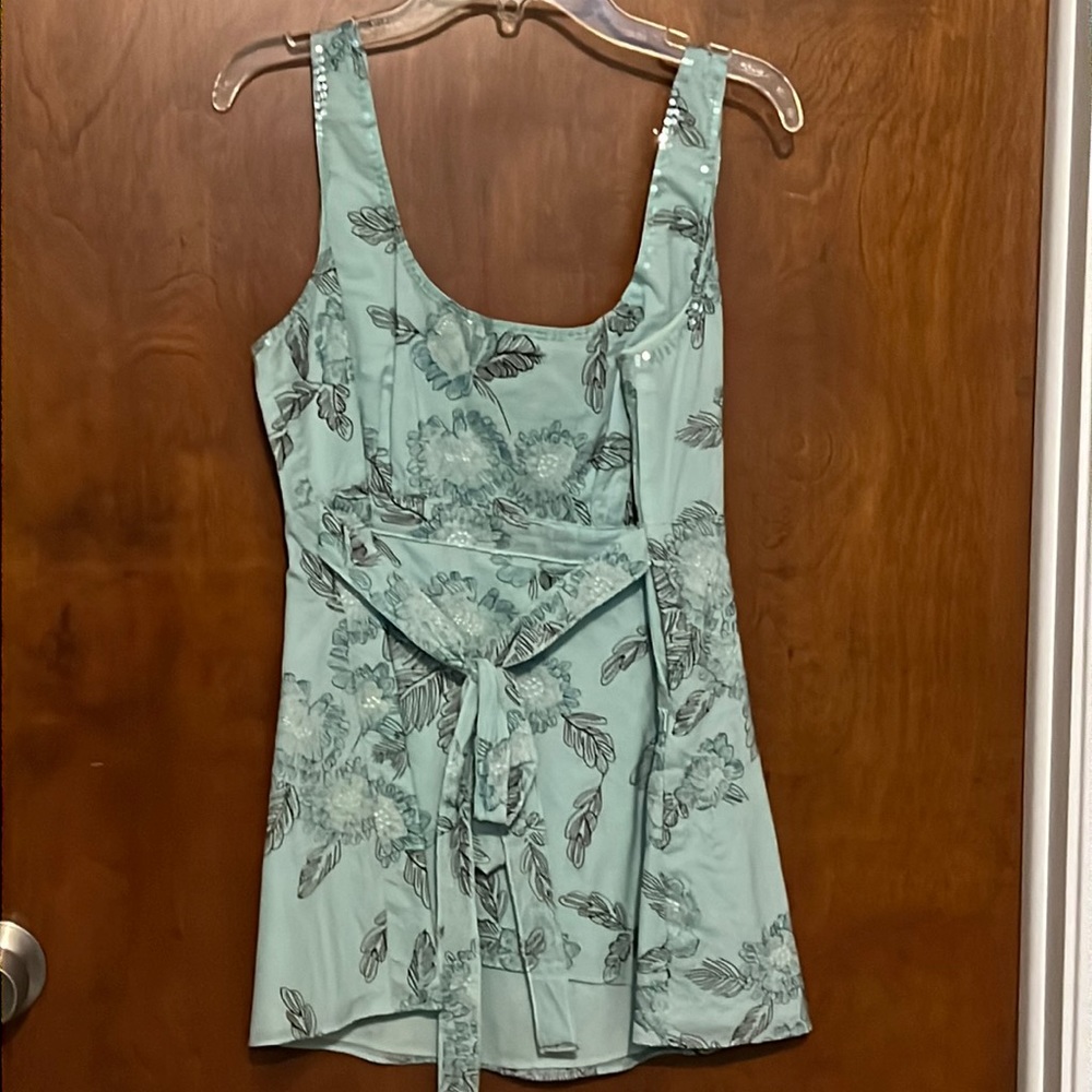 Women’s tie top